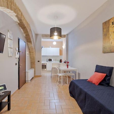 Roma Colosseum Apartment Dış mekan fotoğraf